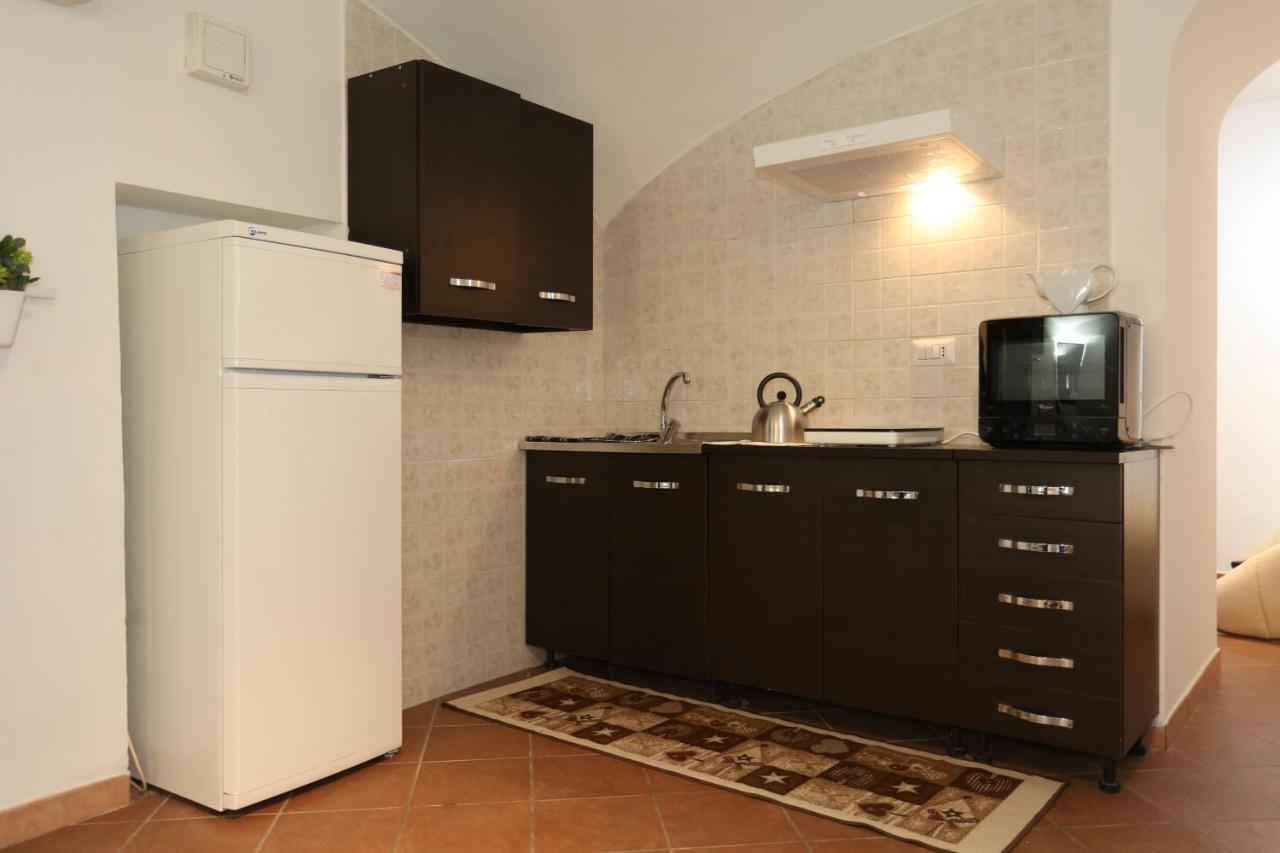 Apartamento La Grotta Di Partenope Nápoles Habitación foto